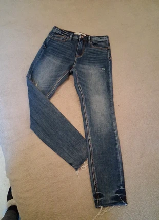 Jeans Stradivarius Body Shape EU36, brand: Stradivarius, condizioni: Ottime, taglia: S / IT 40 / EU 36, €13.50, €14.88 include la Protezione acquisti