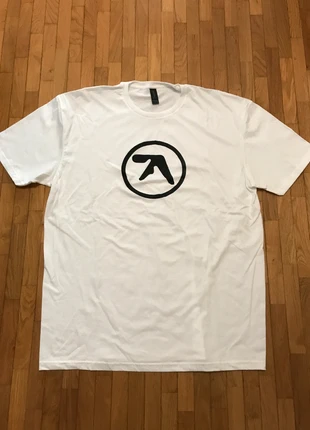 Aphex twin logo t-shirt, marque: Gildan, état: Très bon état, taille: XL, 16,00 €, 17,50 € Protection acheteurs incluse