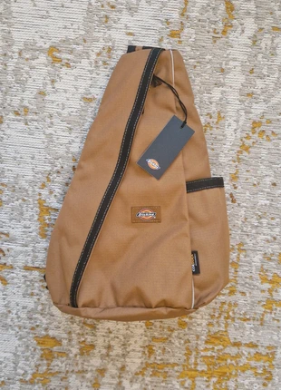Dickies Ashville Sling Bag – Carhartt Brown (New with Tags), marca: Dickies, estado: Novo com etiquetas, €44.99, €47.94 inclui Proteção do Comprador