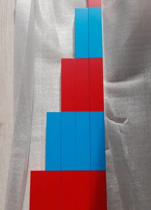 Barres rouge et bleu Montessori, merk: Montessori, staat: Heel goed, maat: Universeel, € 16,00, € 17,50 inclusief Kopersbescherming