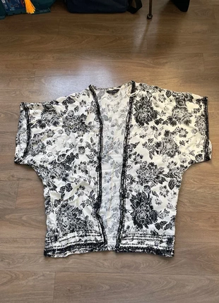 Kimono perlé, brand: New Look, condition: New without tags, size: S / 36 / 8, €10.00, €11.20 includes Buyer Protection