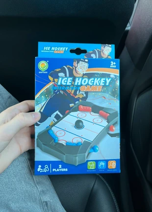 Ice hockey game, marque: Game, état: Neuf avec étiquette, 3,00 €, 3,85 € Protection acheteurs incluse