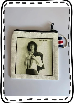 Patti Smith - Pochette collector 11 x 11, estado: Muy bueno, 7,50 €, 8,58 € Protección al comprador incluida
