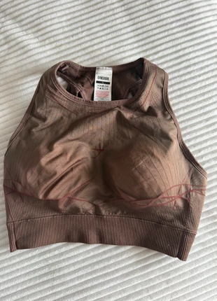 Brassière Gymshark, marca: Gymshark, estado: Muy bueno, tamaño: L, 14,00 €, 15,40 € Protección al comprador incluida