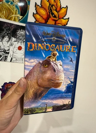 VHS cassette vidéo Disney dinosaure, état: Très bon état, 2,00 €, 2,80 € Protection acheteurs incluse