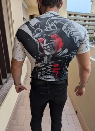 T shirt compression y2k, marque: Samurai, état: Très bon état, taille: S, 7,00 €, 8,05 € Protection acheteurs incluse