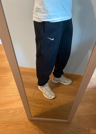 Jogging large Nike Solo Swoosh noir - Taille S, brand: Nike, condition: Very good, size: S, €30.00, €32.20 includes Buyer Protection