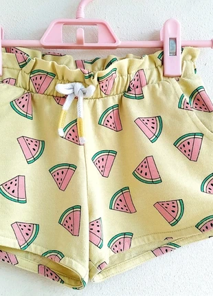 Short amarillo sandías niña 6-7 años.122 Short fille 6-7 ans pantaloncini bimba 6-7 anni, marque: TEX, état: Très bon état, taille: 6 ans / 116 cm, 4,00 €, 4,90 € Protection acheteurs incluse