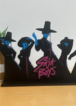 Support déco Saja Boys – K-pop Demon Hunters en 3D, marke: Kpop demon hunters, zustand: Sehr gut, 12,00 €, 13,30 € beinhaltet Vinted-Käuferschutz Pro