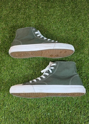 Baskets montantes vertes H&M Taille 44, marke: H&M, zustand: Sehr gut, größe: 44, 20,00 €, 21,70 € beinhaltet Vinted-Käuferschutz Pro