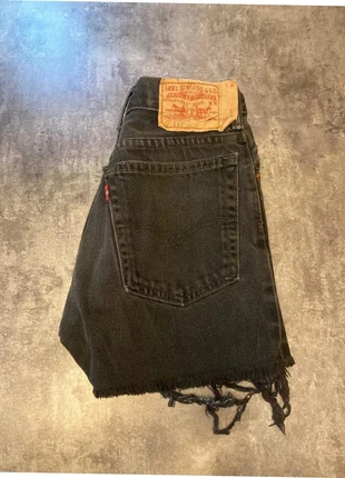 Short Levi's 501 , Femme /fille Quality Premium taille 14/16 ans, merk: Levi's, staat: Heel goed, maat: 16 jaar / 176 cm, € 23,00, € 24,85 inclusief Kopersbescherming