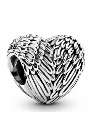 Cœur argenté ail d’ange, brand: Pandora, condition: Good, €15.00, €16.45 includes Buyer Protection