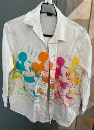 Chemise Mickey taille xs, marque: Bershka, état: Très bon état, taille: XS / 34 / 6, 3,00 €, 3,85 € Protection acheteurs incluse