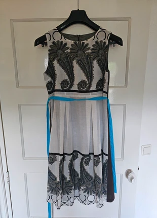 Jurk van Lucid bijna als nieuw, merk: lucid, staat: Heel goed, maat: S / 36 / 8, € 12,50, € 13,83 inclusief Kopersbescherming