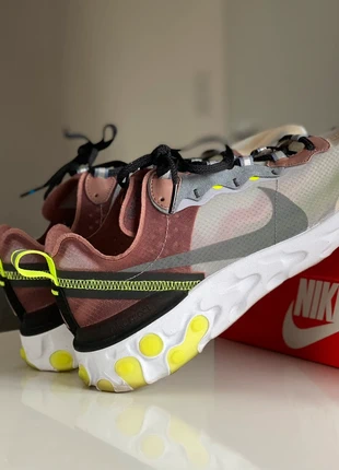 Superbes Nike React Element 87 « Desert Sand », marque: Nike, état: Très bon état, taille: 43, 129,00 €, 136,15 € Protection acheteurs incluse