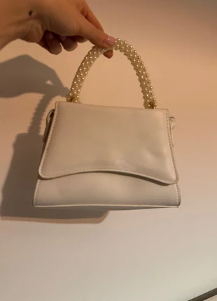 White bag with beaded handle, brand: Primark, condition: Satisfactory, £1.00, £1.75 includes Buyer Protection