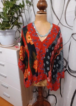 Camiseta espectacular bonito de desigual, brand: Zara, condition: Very good, size: S / 36 / 8, €5.00, €5.95 includes Buyer Protection