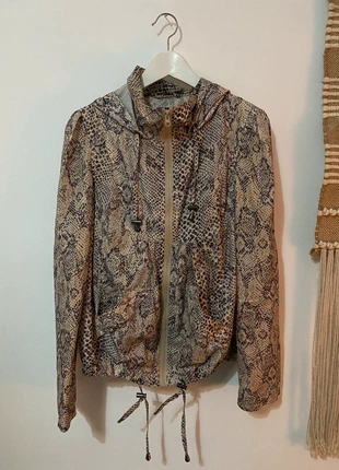 Veste coupe vente serpentée, brand: New Look, condition: Very good, size: M / 38 / 10, €5.00, €5.95 includes Buyer Protection