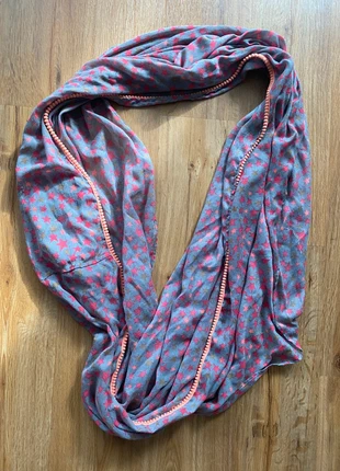 Süßer Sternchen Rundschal, marque: s.Oliver, état: Très bon état, 4,00 €, 4,90 € Protection acheteurs incluse