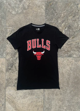 T-shirt flocage Chicago bulls New Era taille XS, marque: New Era, état: Très bon état, taille: XS, 10,00 €, 11,20 € Protection acheteurs incluse