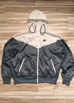 Veste Nike Coupe Vent Taille M, marke: Nike, zustand: Sehr gut, größe: M, 25,00 €, 26,95 € inklusive Vinted-Käuferschutz