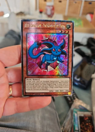 Bête Cristalline : Escarboucle de Rubis
25th Anniversary Tin: Dueling Mirrors, marke: Yu-Gi-Oh!, zustand: Sehr gut, 1,00 €, 1,75 € inklusive Vinted-Käuferschutz