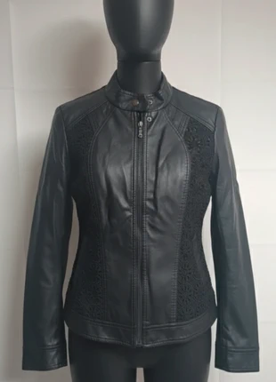 Veste taille 38, marque: Je ne sais plus, état: Très bon état, taille: M / 38 / 10, 10,00 €, 11,20 € Protection acheteurs incluse