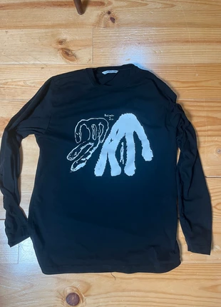 Holzweiler Long Sleeve Graphic T-Shirt | Black, Size M | Designer Unisex, marca: Holzweiler, estado: Muito bom, tamanho: M, €65.00, €68.95 inclui Proteção do Comprador