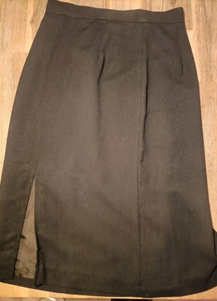 Jupe Noir - Laurène M Taille 40, marque: Laurene M, état: Bon état, taille: L / 40 / 12, 8,00 €, 9,10 € Protection acheteurs (Pro) incluse