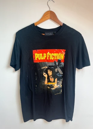 Pulp Fiction Graphic Tee – Size M, brand: Graphic Tee, condition: Good, size: M / 10, £4.00, £4.90 includes Buyer Protection