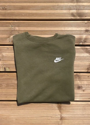 Pull👔 Nike vert kaki taille M, merk: Nike, staat: Heel goed, maat: M, € 14,99, € 16,44 inclusief Kopersbescherming