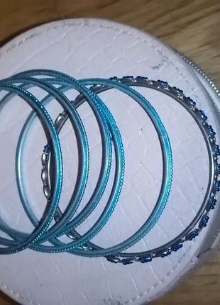 Conjunto de 6 escravas vintage, marca: Local, estado: Bom, €1.60, €2.38 inclui Proteção do Comprador