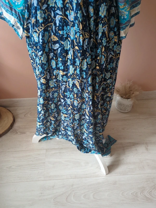 Robe taille 46 - photo numéro 4