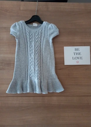 Grijs gebreid kleedje met korte mouwen HM 62, marque: H&M, état: Très bon état, taille: 3-6 mois / 62 cm, 5,20 €, 6,16 € Protection acheteurs incluse