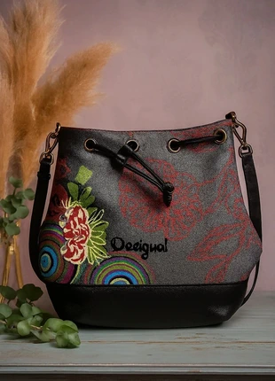 🥰Sac Seau Fleurie Desigual 🥰, brand: Desigual, condition: Very good, €17.00, €18.55 includes Buyer Protection Pro