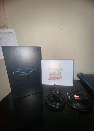 PS2 Fat 39004 con modifica giochi masterizzati + cavi, marca: Sony, estado: Muy bueno, 39,99 €, 42,69 € Protección al comprador incluida