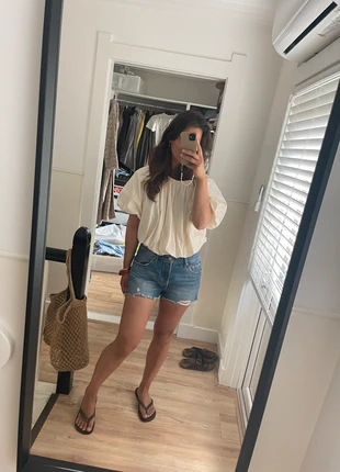 Denim short Levi’s, merk: Levi's, staat: Heel goed, maat: L / 40 / 12, € 29,00, € 31,15 inclusief Kopersbescherming