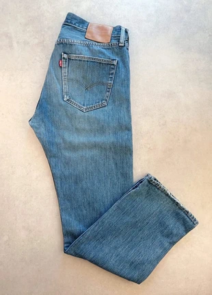 Pantalon Jean Levi's 501 coupe droite 100% coton bleu taille 42 FR, merk: Levi's, staat: Heel goed, maat: W33 | FR 42, € 34,90, € 37,35 inclusief Kopersbescherming
