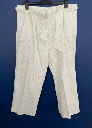 Pantalon Blanc à Trous – Un Jour Ailleurs – Taille XL, brand: Un Jour Ailleurs, condition: Very good, size: XL / 42 / 14, €28.00, €30.10 includes Buyer Protection