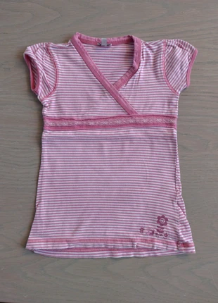 T shirt, merk: Milla, staat: Heel goed, maat: 4 jaar / 104 cm, € 1,00, € 1,75 inclusief Kopersbescherming