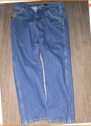 jean wrangler marine taille 44, merk: Wrangler, staat: Heel goed, maat: M, € 12,00, € 13,30 inclusief Kopersbescherming