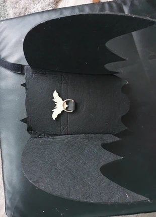 Bat wings, brand: Source Unknown, condition: Good, size: L, £4.00, £4.90 includes Buyer Protection
