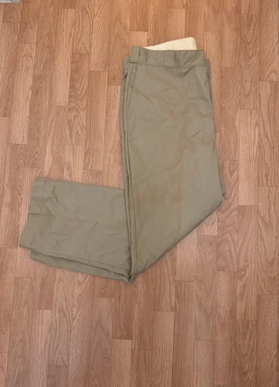 Pentalon Dickies kaki, brand: Dickies, condition: Good, size: W42, €15.00, €16.45 includes Buyer Protection