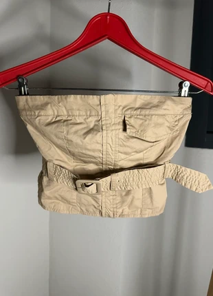 Berskha Beige Corset Top Belted Utility Look vintage retro limited edition streetwear Y2K size XS, marque: Bershka, état: Neuf sans étiquette, taille: XS / 34 / 6, 6,99 €, 8,04 € Protection acheteurs incluse