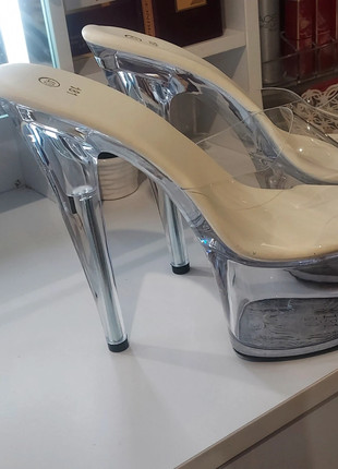 Tacones cristal plataforma, marque: Shein, état: Neuf avec étiquette, taille: 40, 10,00 €, 11,20 € Protection acheteurs incluse