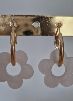 Boucles d'oreilles fleurs acrylique, marke: Fait Main, zustand: Neu, mit Etikett, 4,00 €, 4,90 € inklusive Vinted-Käuferschutz