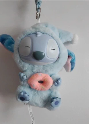 Stitch labubu, merk: Miniso, staat: Heel goed, maat: Prematuur, tot 44 cm, € 6,00, € 7,00 inclusief Kopersbescherming