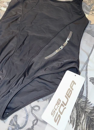 Bañador natación SQUBA, merk: Squba, staat: Nieuw met prijskaartje, maat: XXL / 44 / 16, € 10,00, € 11,20 inclusief Kopersbescherming