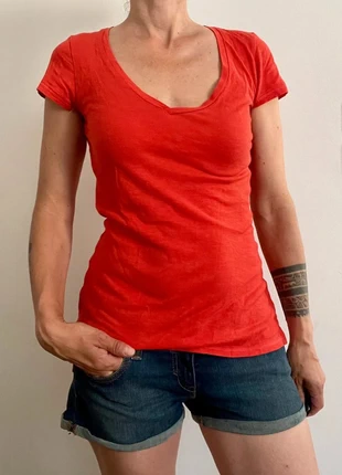 T-shirt Tommy Hilfiger XS corail/orange, marke: Tommy Hilfiger, zustand: Sehr gut, größe: XS / 34 / 6, 5,00 €, 5,95 € inklusive Vinted-Käuferschutz