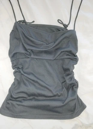 Grey Coquette adjustable top, marca: COQUETTE, estado: Muito bom, tamanho: XS / 34 / 6, €8.50, €9.63 inclui Proteção do Comprador